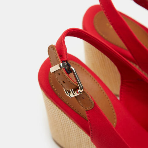 Sandalias Con Cuña, Rojo Sandalias Con Cuña, Rojo